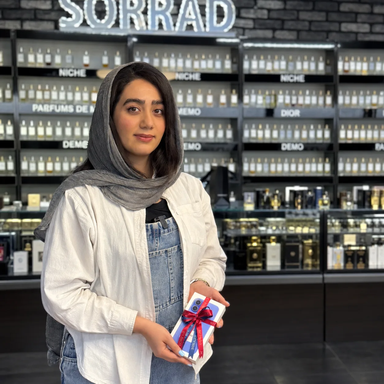 چهره ساختگی نمونه؛ عکس واقعی آقای نادری نیست